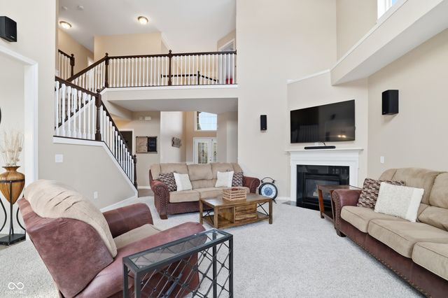 7879 Blue Jay Way, Zionsville, IN 46077