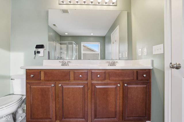 7879 Blue Jay Way, Zionsville, IN 46077