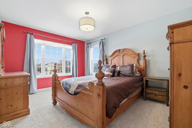 7879 Blue Jay Way, Zionsville, IN 46077