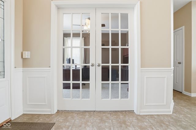 7879 Blue Jay Way, Zionsville, IN 46077