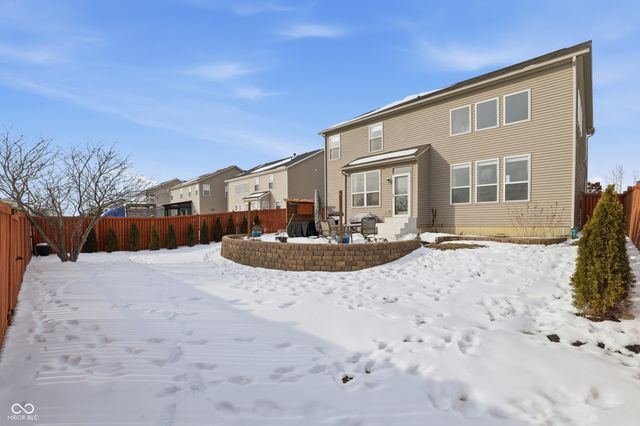 7879 Blue Jay Way, Zionsville, IN 46077