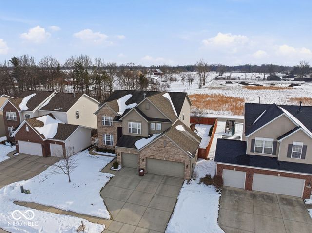 7879 Blue Jay Way, Zionsville, IN 46077