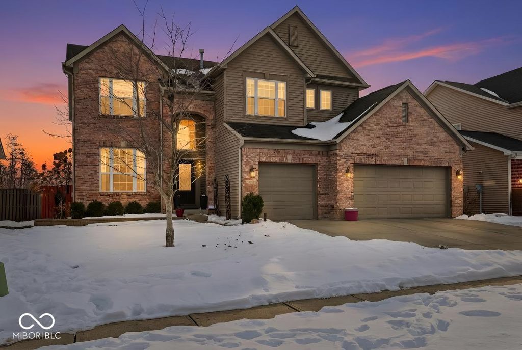 7879 Blue Jay Way, Zionsville, IN 46077