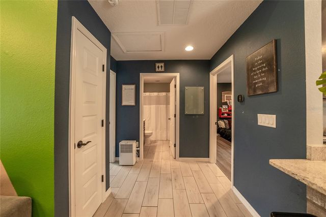 126 LOCUST RADIAL, Ocala, FL 34472