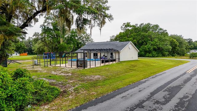 126 LOCUST RADIAL, Ocala, FL 34472