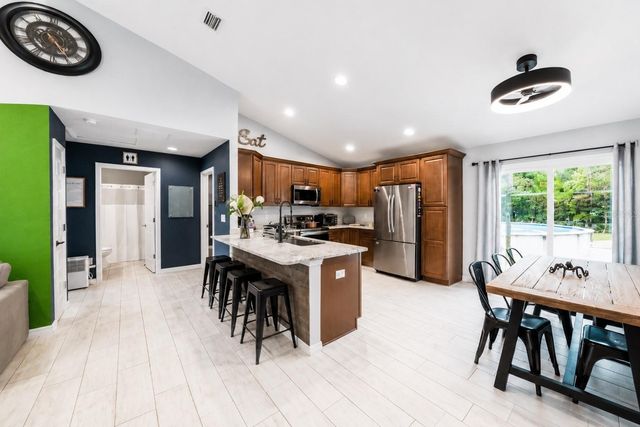 126 LOCUST RADIAL, Ocala, FL 34472