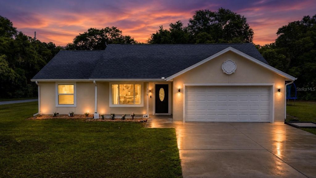 126 LOCUST RADIAL, Ocala, FL 34472