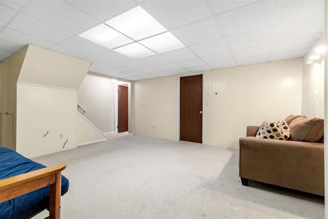 25352 Potomac Drive 7, South Lyon, MI 48178