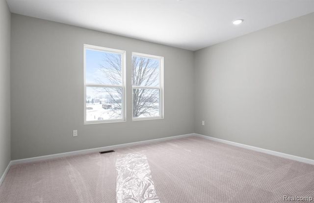 50681 Crusader Drive, Macomb, MI 48042