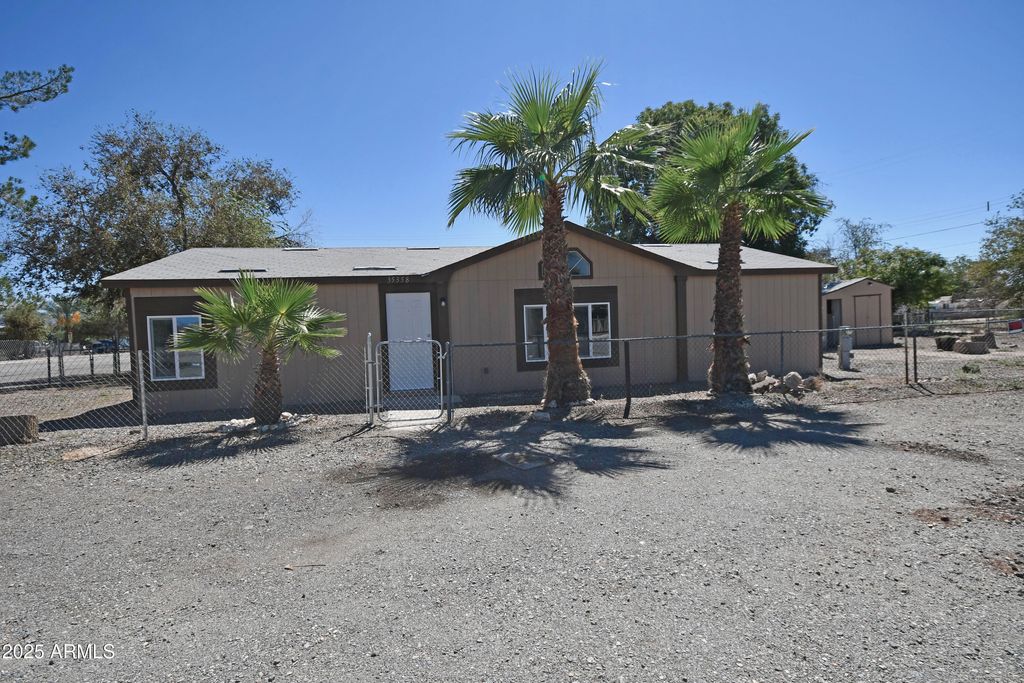 35358 2ND Street, Wenden, AZ 85357