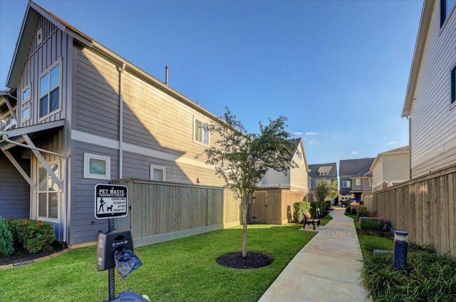 1415 Biondo Way, Houston, TX 77008