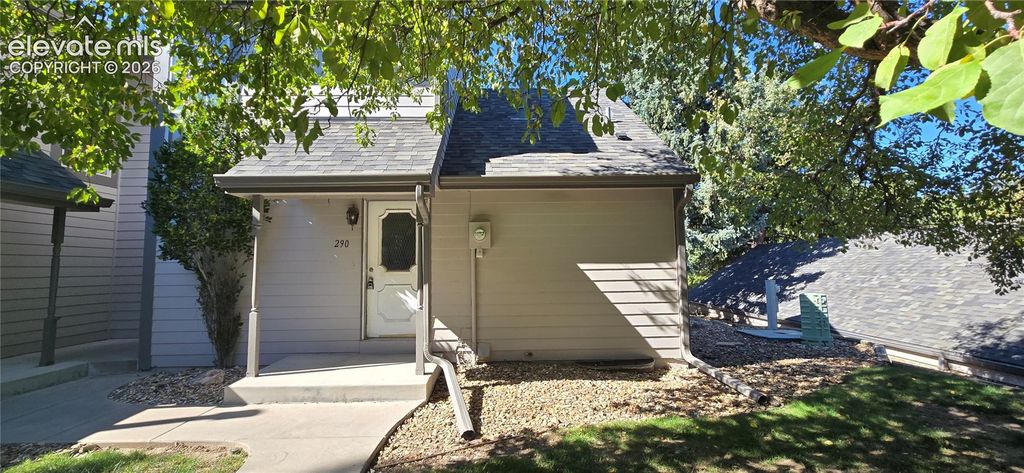 290 Cobblestone Drive, Colorado Springs, CO 80906 — exterior