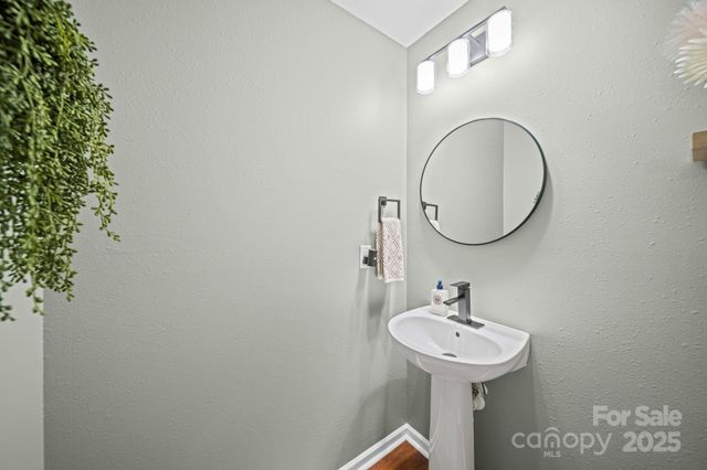 215 Lind Point Lane, Monroe, NC 28110