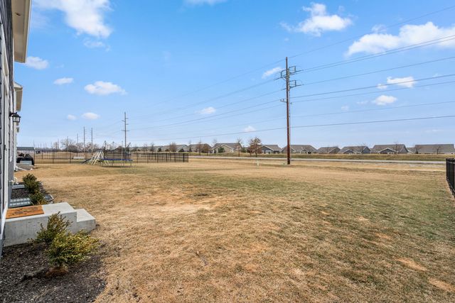 10550 Azalea Drive, Crown Point, IN 46307