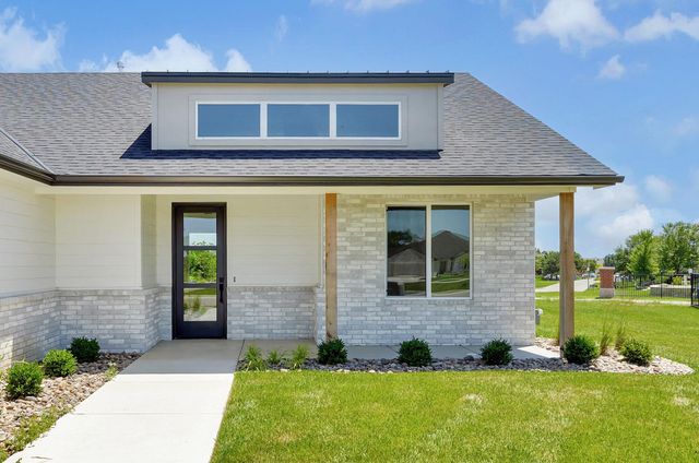 844 N Speyside Cir, Andover, KS 67002