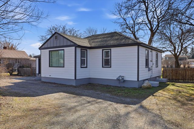 9816 E Broadway Ave, Spokane Valley, WA 99206