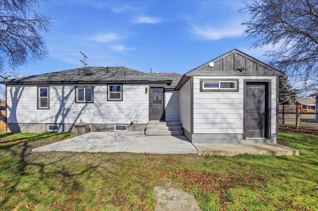 9816 E Broadway Ave, Spokane Valley, WA 99206