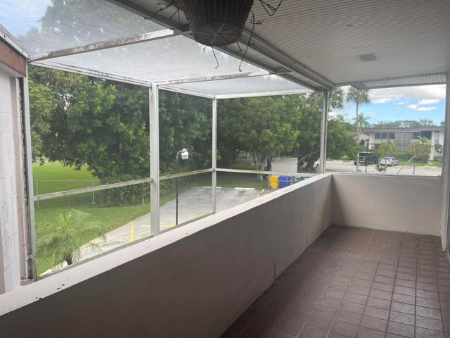 4 N Greenway 201, Royal Palm Beach, FL 33411