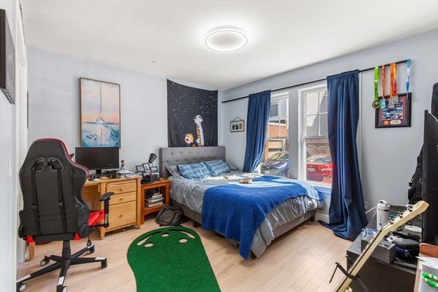 32 Cameron Avenue 32, Cambridge, MA 02140
