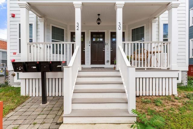 32 Cameron Avenue 32, Cambridge, MA 02140