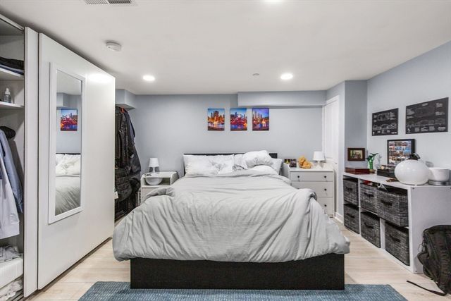 32 Cameron Avenue 32, Cambridge, MA 02140