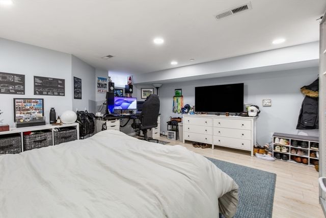 32 Cameron Avenue 32, Cambridge, MA 02140