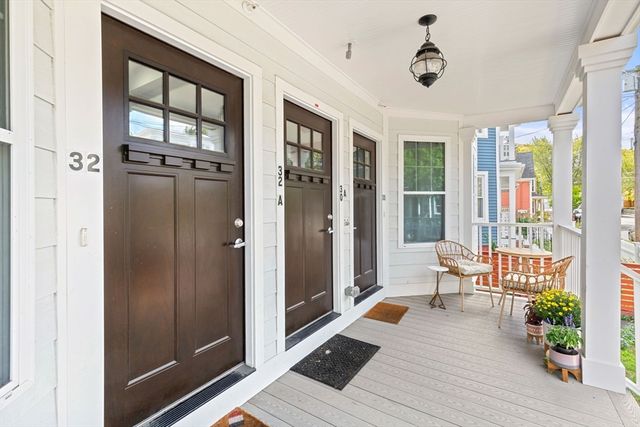 32 Cameron Avenue 32, Cambridge, MA 02140