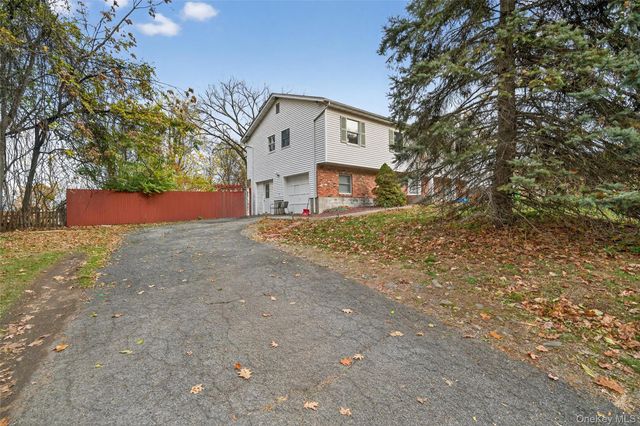 11 Pennsylvania Avenue, Monroe, NY 10950