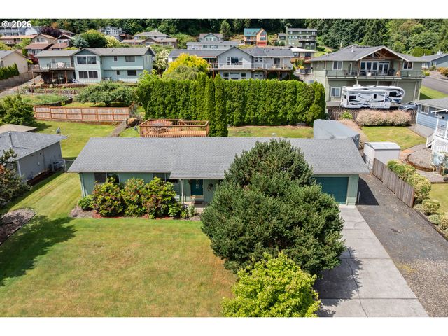 1865 7TH St, Columbia City, OR 97018