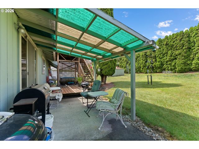 1865 7TH St, Columbia City, OR 97018