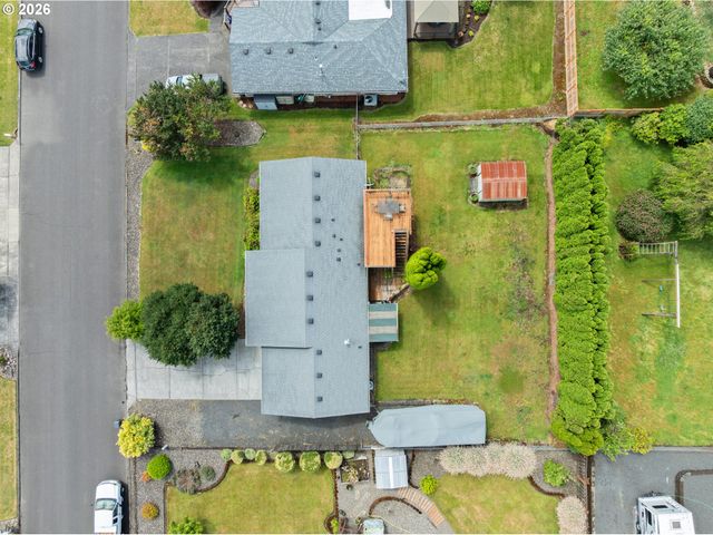 1865 7TH St, Columbia City, OR 97018
