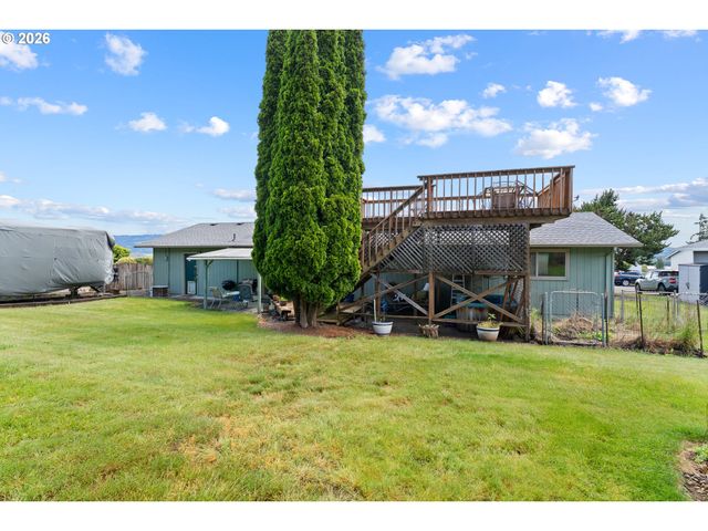 1865 7TH St, Columbia City, OR 97018