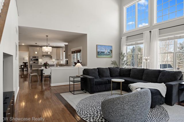 46430 Pinehurst Circle, Northville Township, MI 48168