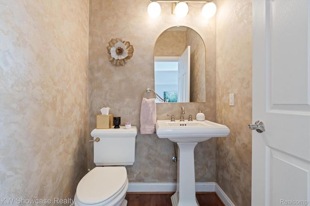 46430 Pinehurst Circle, Northville Township, MI 48168