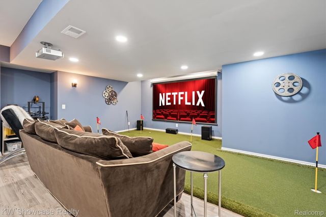 46430 Pinehurst Circle, Northville Township, MI 48168