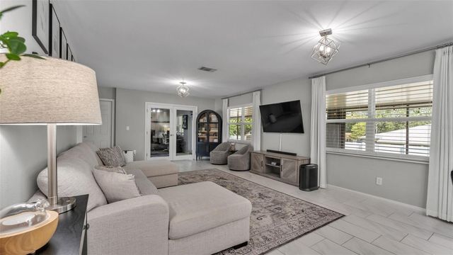 1522 HALLAM DRIVE, Lakeland, FL 33813