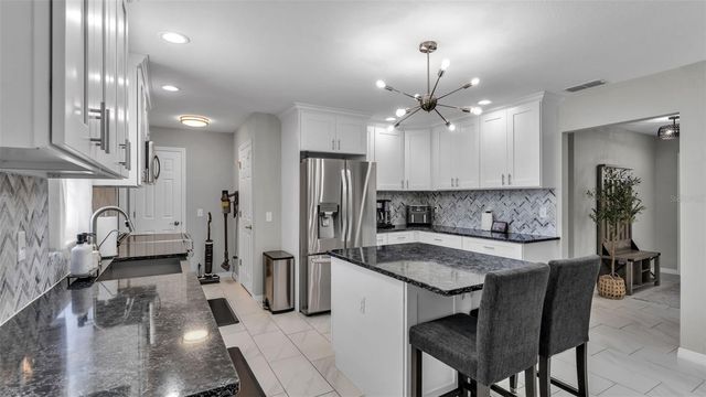 1522 HALLAM DRIVE, Lakeland, FL 33813