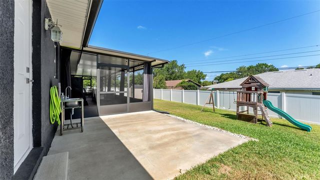 1522 HALLAM DRIVE, Lakeland, FL 33813