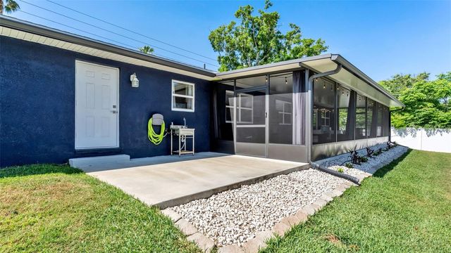1522 HALLAM DRIVE, Lakeland, FL 33813