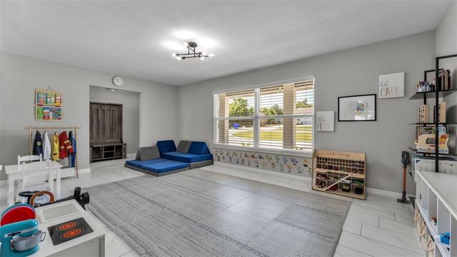1522 HALLAM DRIVE, Lakeland, FL 33813