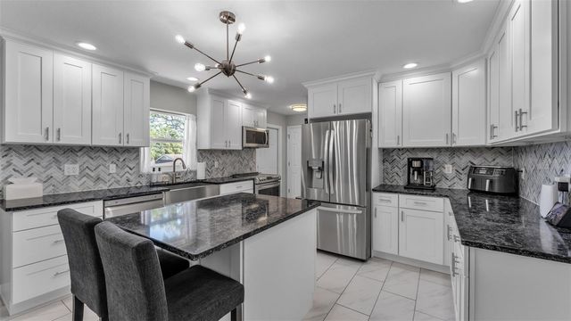 1522 HALLAM DRIVE, Lakeland, FL 33813