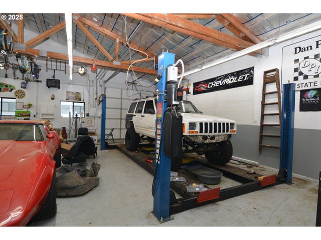 1397 STATE ROUTE 506, Vader, WA 98593