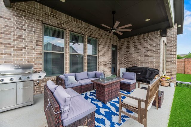 8634 Blue Coral Drive, Cypress, TX 77433