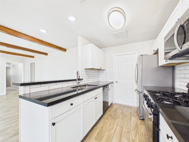 2004 Yorktown Court N, League City, TX 77573