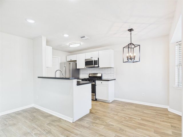 2004 Yorktown Court N, League City, TX 77573