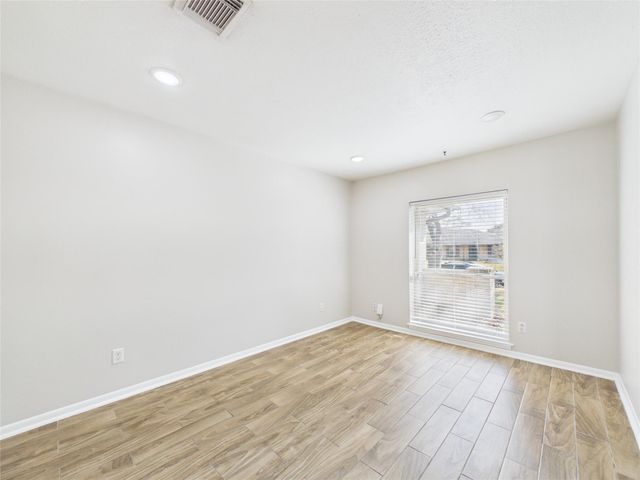 2004 Yorktown Court N, League City, TX 77573