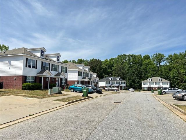 838 Store House Court, Monroe, GA 30655