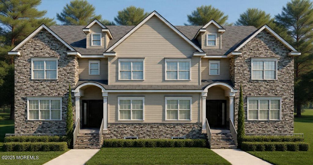 21 Trudy Lane, Lakewood, NJ 08701