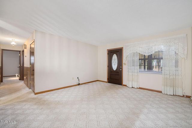 536 Mayfield Avenue, Kingsport, TN 37665