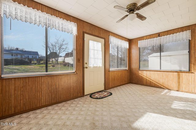 536 Mayfield Avenue, Kingsport, TN 37665